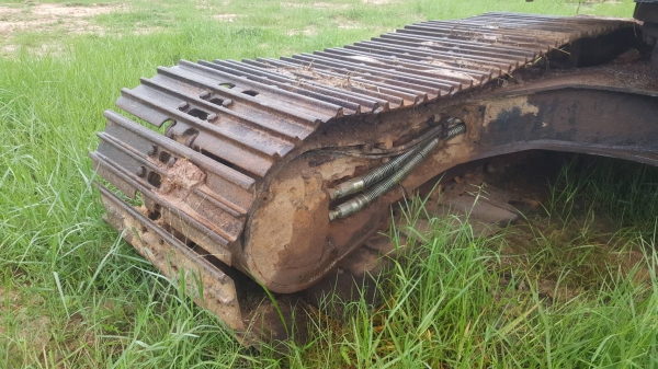 ขาย แบคโฮ CAT EL200B เครื่องดี ปั้มดี ช่วงล่าง 70\% เอกสารใบซื้อขาย ขาย แบคโฮ CAT EL200B เครื่องดี ปั้มดี ช่วงล่าง 70\% เอกสารใบซื้อขาย