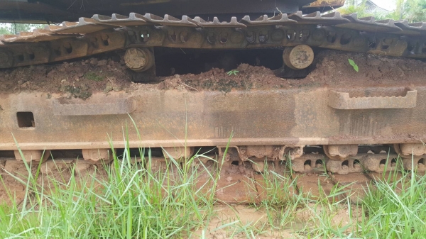 ขาย แบคโฮ CAT EL200B เครื่องดี ปั้มดี ช่วงล่าง 70\% เอกสารใบซื้อขาย ขาย แบคโฮ CAT EL200B เครื่องดี ปั้มดี ช่วงล่าง 70\% เอกสารใบซื้อขาย