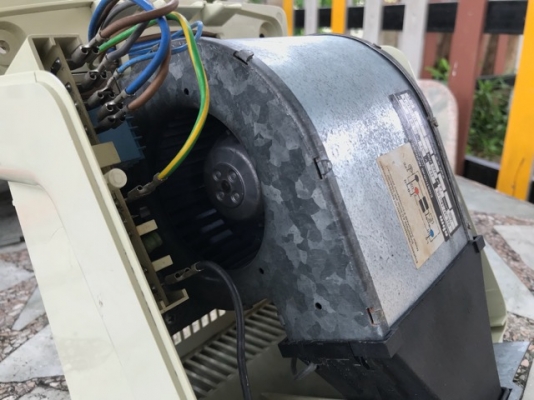 เครื่องเป่ามืออัตโนมัต STIBEL ELTRON เยอรมัน ตะวันตกMade in West.Germany เครื่องเป่ามืออัตโนมัต STIBEL ELTRON เยอรมัน ตะวันตกMade in West.Germany