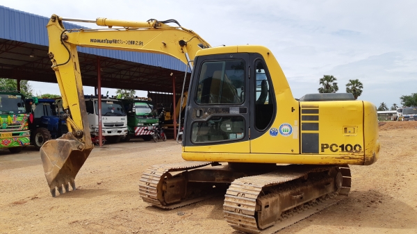 ขายPC100รุ่น6รถสวยเดิมไฟฟ้าครบเอกสารอินวอยแอรหนาว