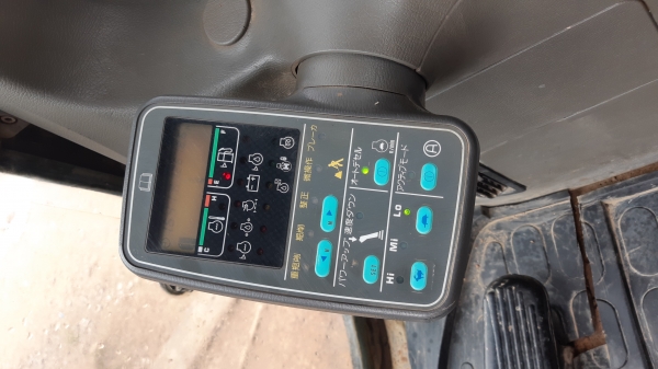 ขายPC100รุ่น6รถสวยเดิมไฟฟ้าครบเอกสารอินวอยแอรหนาว