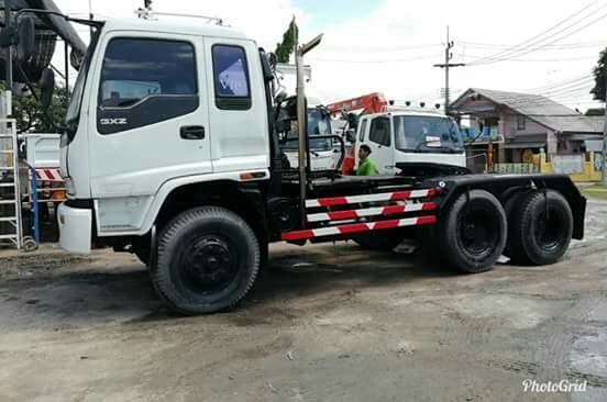 สิบล้อหัวลากIsuzu270แรงปี2542 สิบล้อหัวลากIsuzu270แรงปี2542