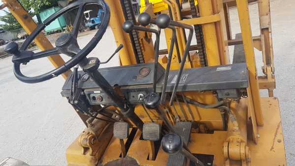 ขายรถยกkomatsuดีเซลเสาสูงงาเท