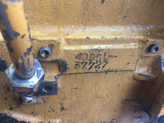 ขายด่วน เครื่องKOMATSU 4D95L