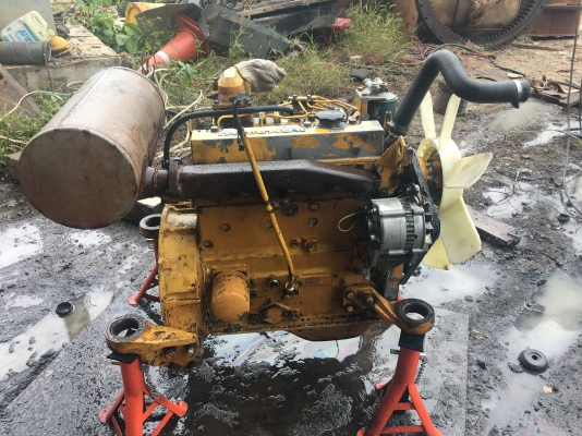 ขายด่วน เครื่องKOMATSU 4D95L