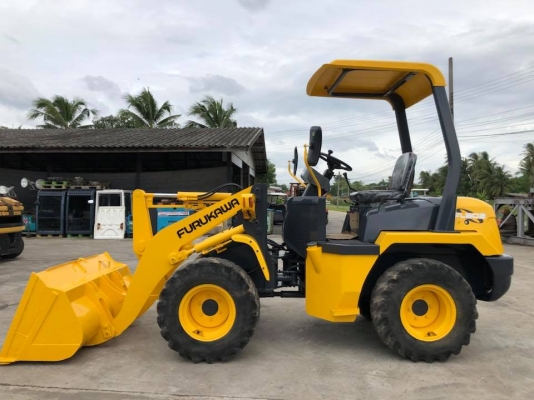 รถตักล้อยาง FURUKAWA FL302 นำเข้า มือสองญี่ปุ่น