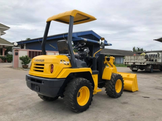 รถตักล้อยาง FURUKAWA FL302 นำเข้า มือสองญี่ปุ่น