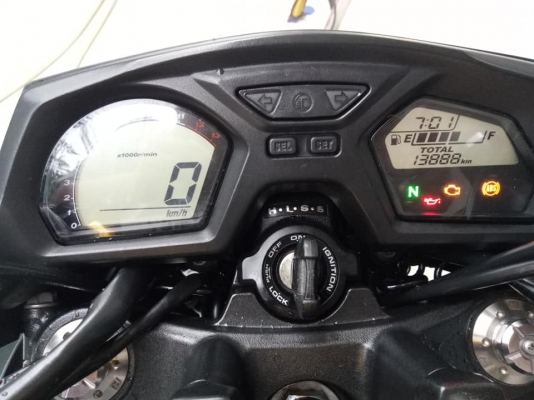 CB650f ปี2014 ออกรถใช้เงิน9999จบ ของแต่งเต็มคัน