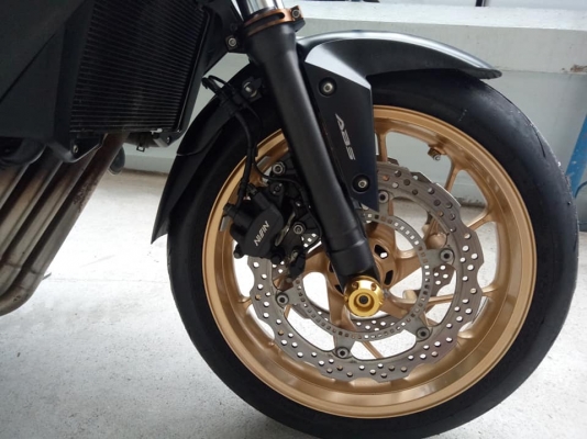 CB650f ปี2014 ออกรถใช้เงิน9999จบ ของแต่งเต็มคัน