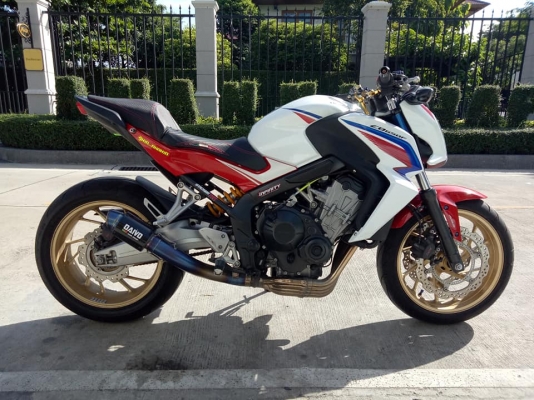 Cb650f ปี2016 สภาพนางฟ้า ออกรถใช้เงิน9999 บาทรวมค่าจัด