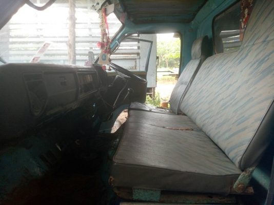 ขายรถ 6ล้อ isuzu ks เครื่อง110 fหน้าหลัง เครื่องดีสภาพพร้อมใช้งาน สนใจโทร 0616934987 นะครับ