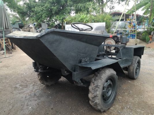 รถดั๊มเปอร์พร้อมใช้งาน