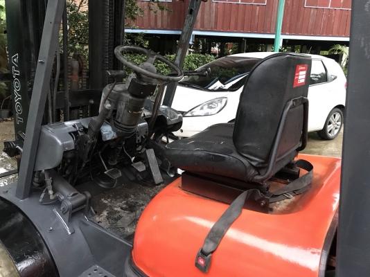 รถฟอร์คลิฟต์ TOYOTA รุ่น 6 สภาพดีพร้อมใช้งาน รถฟอร์คลิฟต์ TOYOTA รุ่น 6 สภาพดีพร้อมใช้งาน