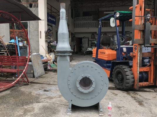 ขายพัดลมโบลเวอร์แรงดันสูง ใบเทอร์โบ Taifun 4HP. 380V made in Germany สภาพสวยใหม่มาก เก่าเก็บ หมุนนิ่ม ให้ลมแรง พร้อมใช้งาน