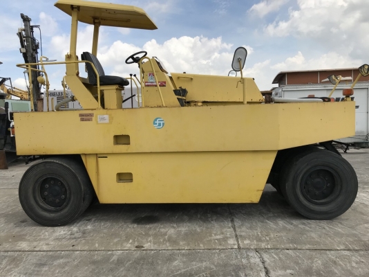 รถบด Sakai T2 SN: 32276 ปี 1999 มาจากญี่ปุ่น ราคาไม่แพง รถสวยครับ