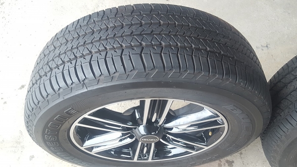 ขายล้อ ISUZUBlue 1.9 ขอบ18 ดำเงา ยางปี16 4 ล้อ