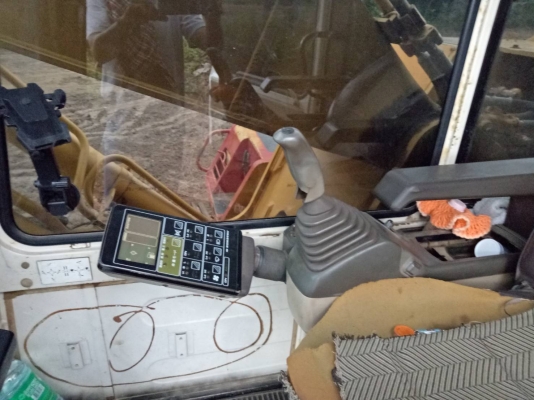 ขายด่วนPC200-5 ไฟฟ้าเต็ม คอรโทรลสั้น แอรหนาว ตัวเดินจีบ เอกสารอินวอยส์ สภาพนางฟ้ามาเกิด ขายด่วนPC200-5 ไฟฟ้าเต็ม คอรโทรลสั้น แอรหนาว ตัวเดินจีบ เอกสารอินวอยส์ สภาพนางฟ้ามาเกิด