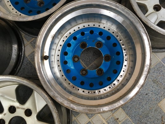 แมกซ์หยดน้ำ มี1 คู่ ขอบ15 กว้าง8.5 6รู ออฟเซต-34 ส่งได้ทั่วไทย