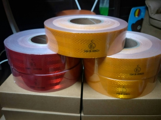 จำหน่ายสติ๊กเกอร์สะท้อนแสง มีใบรับรอง ราคาถูก