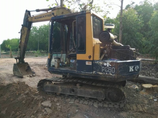 KOMATSU PC 60-5