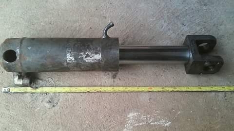 กระบอกช่วยยก