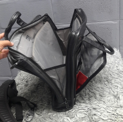 victorinox laptop briefcase