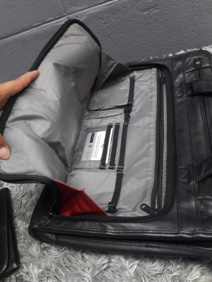 victorinox laptop briefcase