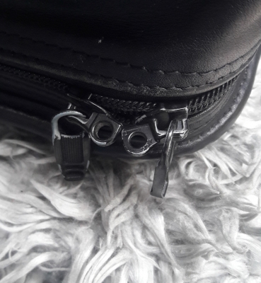 victorinox laptop briefcase