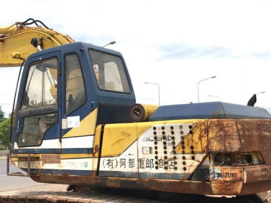 ขายรถขุด KOBELCO SK220 MARK 3 หัวแม่เหล็ก รถนอกนำเข้าเองจากญี่ปุ่น สภาพสวยพร้อมใช้ มีVDOการทำงานครับ