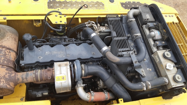 ขายPC200-8โคมัสสุไฟ้ฟ้าครบเอกสารเล่มทะเบียน