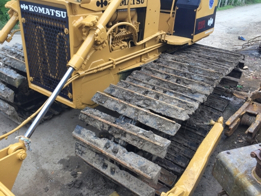 ขายรถแทร็กเตอร์D2-6PL รถสวยพร้อมใช้งาน โทร0616613023แพรว