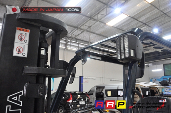 ขายรถโฟล์คลิฟท์มือสอง TOYOTA รุ่น 7FD30-11606 นำเข้าจากประเทศญี่ปุ่น 100\% ไม่เคยใช้งานในไทย