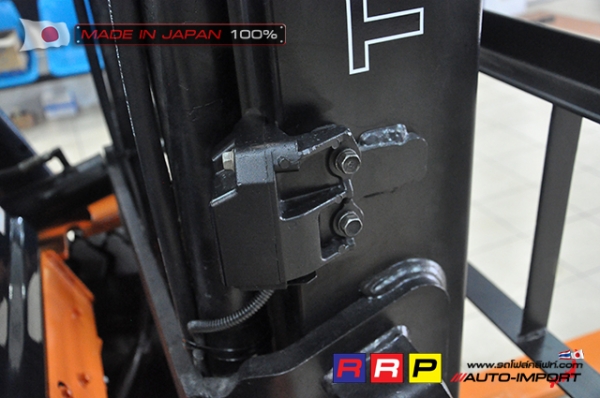 ขายรถโฟล์คลิฟท์มือสอง TOYOTA รุ่น 7FD30-11606 นำเข้าจากประเทศญี่ปุ่น 100\% ไม่เคยใช้งานในไทย