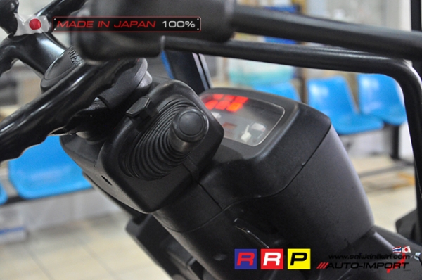 ขายรถโฟล์คลิฟท์มือสอง TOYOTA รุ่น 7FD30-11606 นำเข้าจากประเทศญี่ปุ่น 100\% ไม่เคยใช้งานในไทย