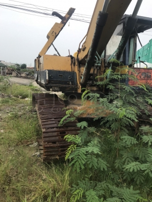 ขายด่วน รถแบคโฮ komatsu 200 รุ่น 3 เครื่อง เอว ปั้ม ตัวเดิน ใช้งานได้ดี  รถพร้อมใช้งาน มีเอกสารอินวอย 360000 บาท