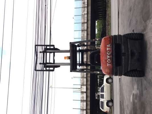 อาร์ ซี เอช โฟรคลิฟท์ ขาย โตโยต้า รุ่น 6 ดีเซล 2.5 ตัน อาร์ ซี เอช โฟรคลิฟท์ ขาย โตโยต้า รุ่น 6 ดีเซล 2.5 ตัน