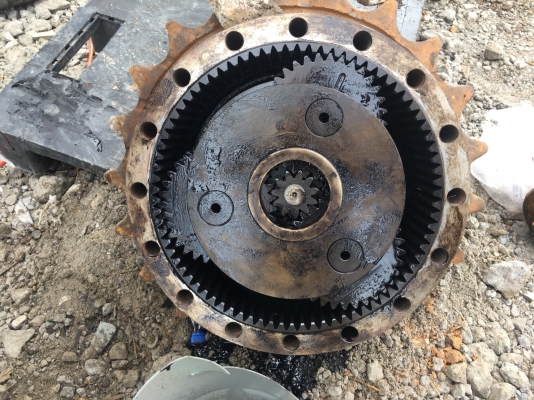 ขายตัวเดินCAT320V2(1คู่) ขายตัวเดินCAT320V2(1คู่)