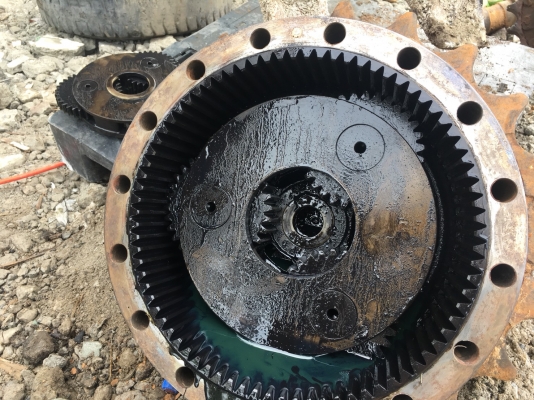 ขายตัวเดินCAT320V2(1คู่) ขายตัวเดินCAT320V2(1คู่)