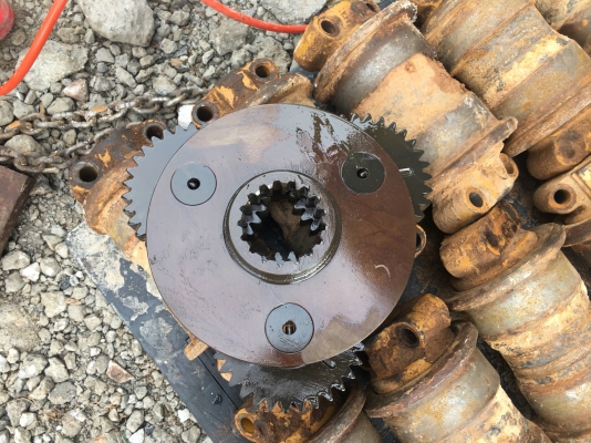 ขายตัวเดินCAT320V2(1คู่) ขายตัวเดินCAT320V2(1คู่)