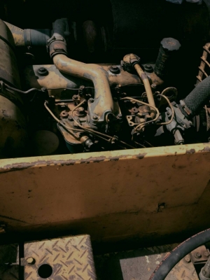 ขายKOMATSU PC 100 -2  รถตามภาพ  พร้อมใช้งาน เจ้าของขายเอง  ราคา  250,000 บาท