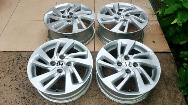 แม็กฮอนด้า ขอบ15 4รู100 ชุด 4วง