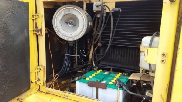 ขาย 690,000 KOMATSU pc 100-6-AC ไฟฟ้าครบ เครื่องดี ปั้มแรง เอวแน่น ช่วงล่างเต็ม รถสวยเดิมสภาพเก่านอกพร้อมใช้งาน   รถอยู่ นครปฐม 064-191-1112