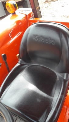 รถแทรกเตอร์มือสอง