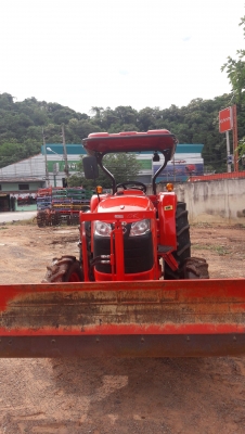 รถแทรกเตอร์มือสอง