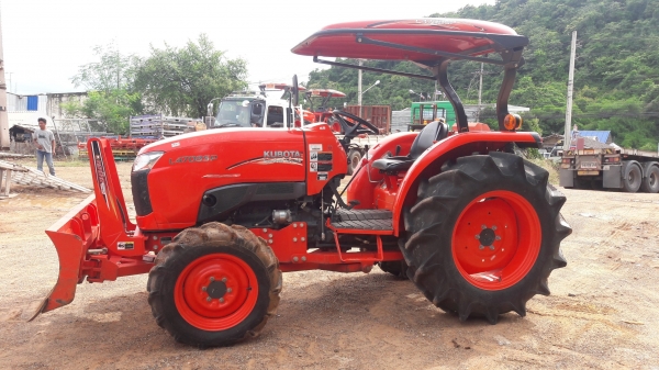 รถแทรกเตอร์มือสอง