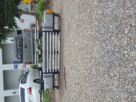 ขายกันชนเปอร์เฟีย3ใบปัด2300บาทโทร0643130366