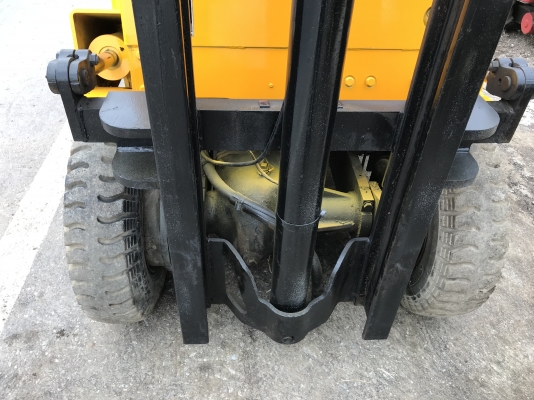 Sumitomo fd20pสภาพดีเก่าญี่ปุ่นยก 2 ตันสูง 3 เมตรไม่เคยใช้ในไทย เครื่องดีเซล