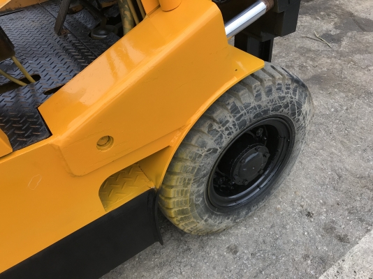 Sumitomo fd20pสภาพดีเก่าญี่ปุ่นยก 2 ตันสูง 3 เมตรไม่เคยใช้ในไทย เครื่องดีเซล