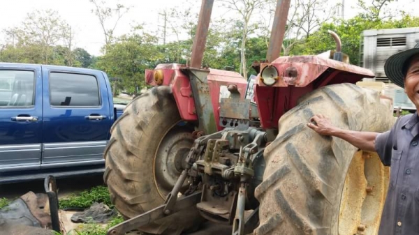 รถไถ SHIBAURA 8340 รถไถ SHIBAURA 8340