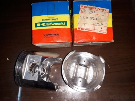 ลูกสูบ Kawasaki 550